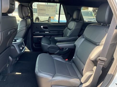 New 2026 Ford Expedition Platinum w/ Stealth Performance Package AWD/4WD image 24