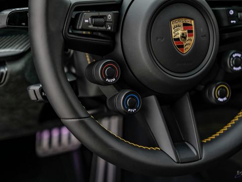 Used 2025 Porsche 911 GT3 RS RWD image 58