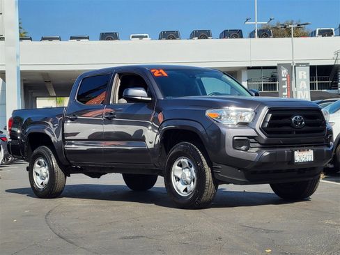 Used 2021 Toyota Tacoma SR w/ SR Convenience Package image 19