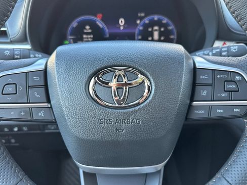 New 2026 Toyota Sienna Platinum AWD/4WD image 30