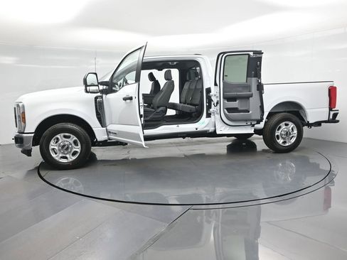 New 2026 Ford F350 XLT image 29