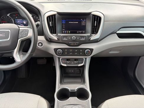 Used 2024 GMC Terrain SLE AWD/4WD image 19