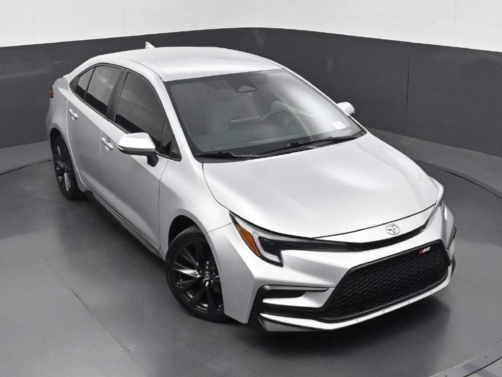 Used 2024 Toyota Corolla SE FWD image 30