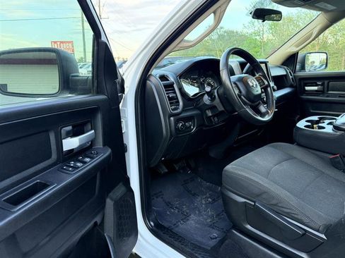 Used 2019 RAM 2500 Tradesman AWD/4WD image 22