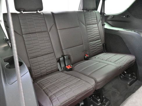 Used 2024 Cadillac Escalade Premium Luxury Platinum image 42