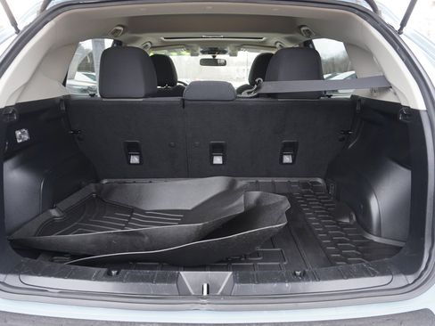 Used 2023 Subaru Crosstrek 2.0i Premium image 10