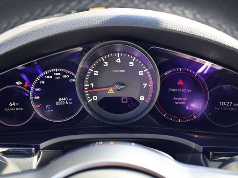 Certified 2023 Porsche Cayenne Platinum Edition image 16