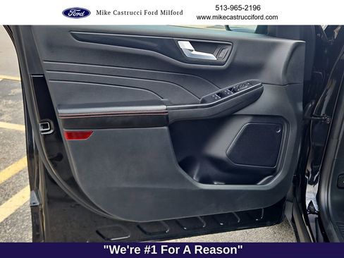 Used 2025 Ford Escape ST-Line AWD/4WD image 23
