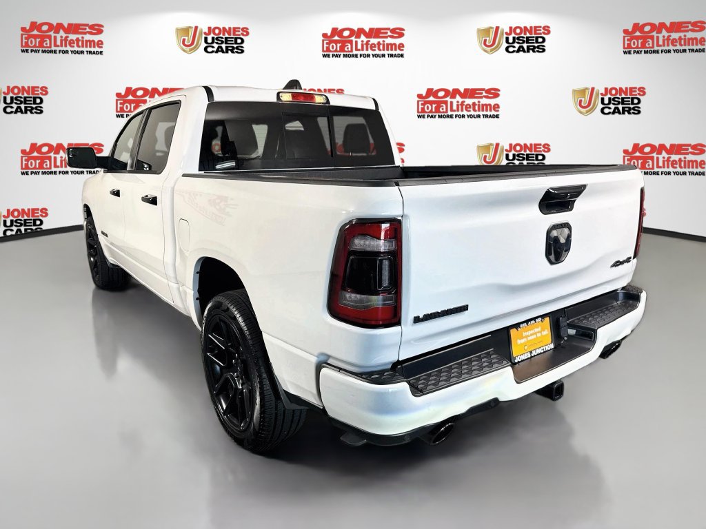 Used 2024 RAM 1500 Laramie AWD/4WD image 2