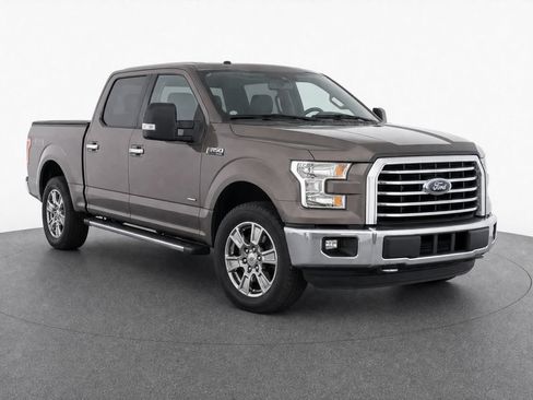 Used 2015 Ford F150 XLT w/ Equipment Group 302A Luxury AWD/4WD image 2