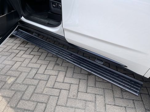 Used 2021 Cadillac Escalade Sport Platinum w/ Heavy-Duty Trailer Package image 14