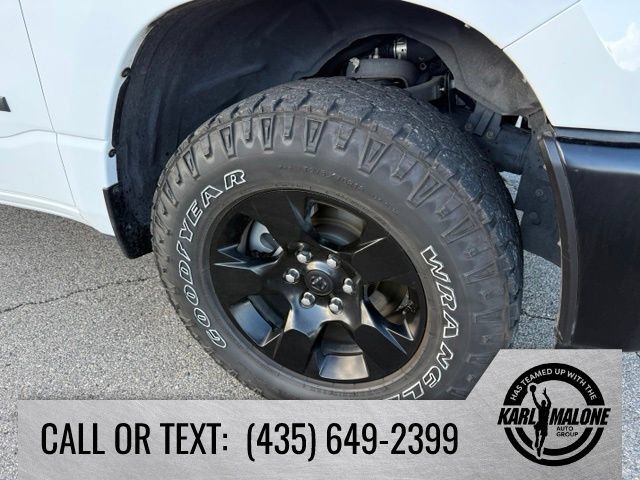 Used 2025 RAM 1500 Warlock AWD/4WD image 10
