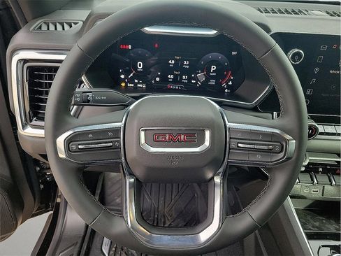 New 2026 GMC Canyon Elevation w/ Convenience Package image 16