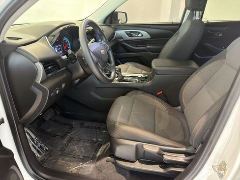 Used 2021 Chevrolet Traverse LS w/ LPO, Black Accent Package FWD image 13