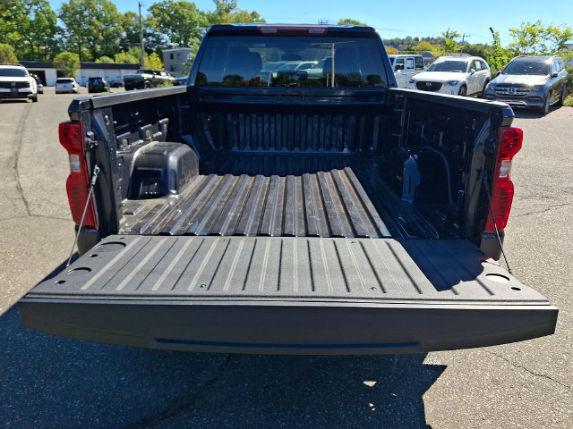 Used 2023 Chevrolet Silverado 1500 LT AWD/4WD image 31