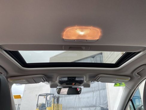 Used 2022 Subaru Crosstrek 2.5i Limited w/ Moonroof Package 2 image 30