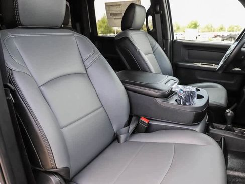 New 2023 RAM 5500 Tradesman AWD/4WD image 17