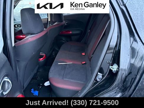 Used 2015 Nissan Juke SV image 10