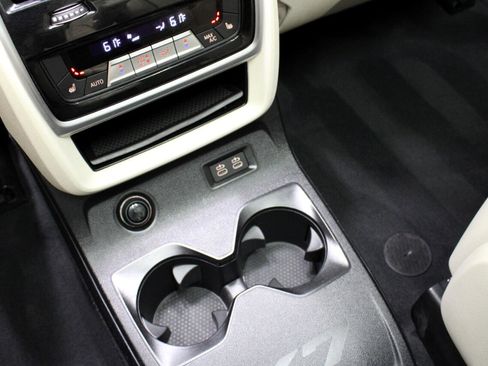 Used 2019 BMW X7 xDrive40i w/ Premium Package image 42