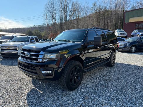 Used 2017 Ford Expedition EL XLT w/ Equipment Group 202A image 4
