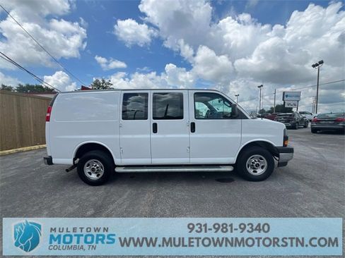 Used 2023 GMC Savana 2500 w/ Driver Convenience Package image 4