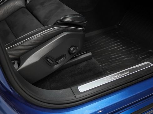 Used 2019 Volvo XC90 T6 R-Design w/ Advanced Package image 22