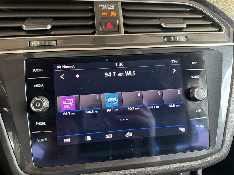 Used 2019 Volkswagen Tiguan SE AWD/4WD image 19