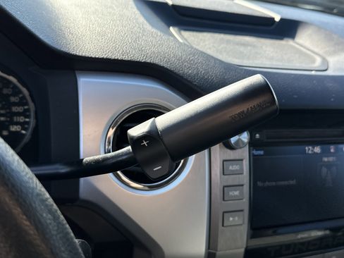 Used 2018 Toyota Tundra SR5 image 19