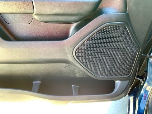 Used 2022 RAM 1500 Big Horn AWD/4WD image 14