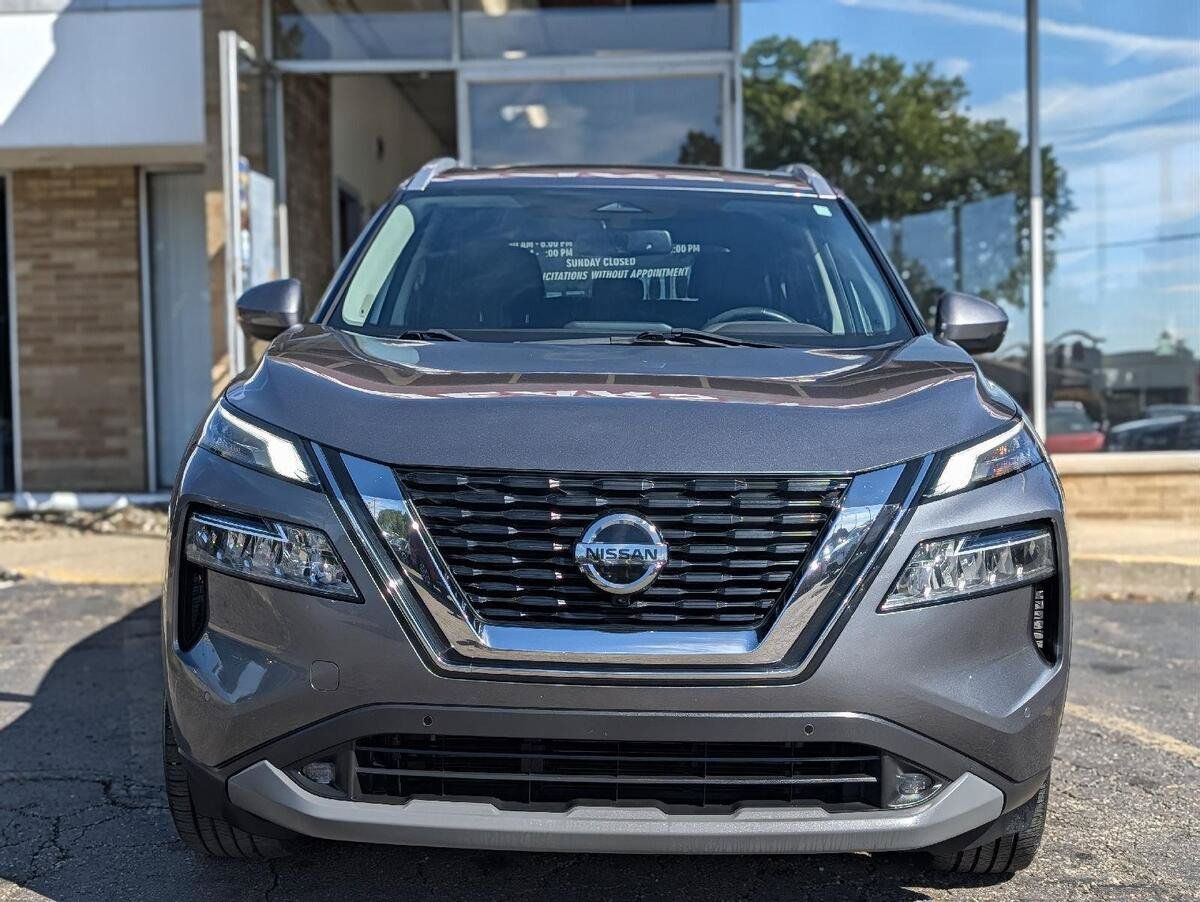 Used 2021 Nissan Rogue SL w/ Premium Package AWD/4WD image 3