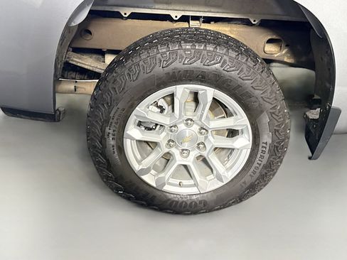 Used 2023 Chevrolet Silverado 1500 LT w/ Z71 Off-Road Package image 32