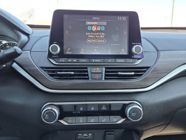 Used 2025 Nissan Altima 2.5 SV FWD image 25