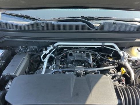 New 2026 Chevrolet Colorado LT RWD image 36