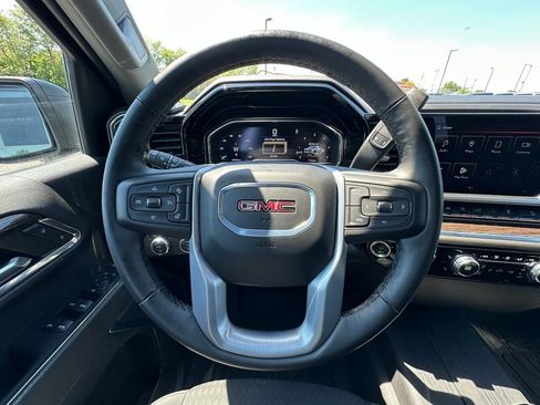 Used 2024 GMC Sierra 1500 Elevation AWD/4WD image 8