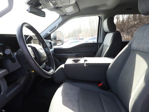 Used 2023 Ford F250 XLT image 20