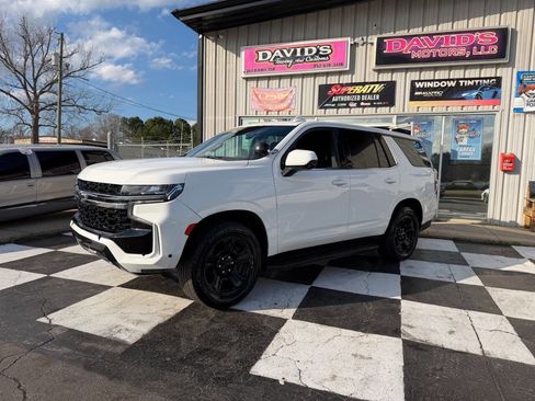 Used 2022 Chevrolet Tahoe 2WD image 2
