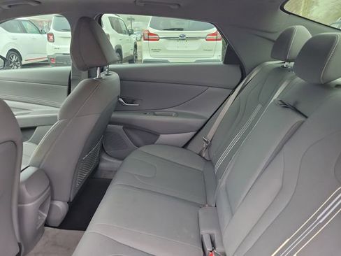 Used 2024 Hyundai Elantra SEL w/ Convenience Package FWD image 28