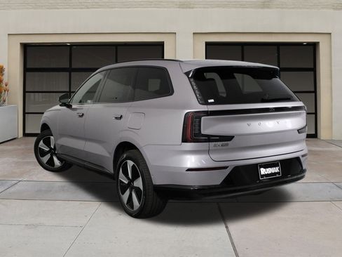 New 2026 Volvo EX90 Plus image 3