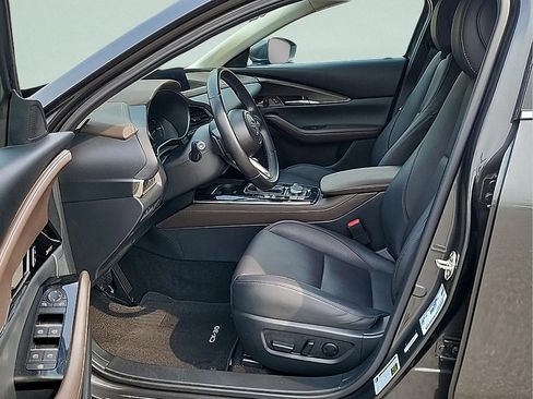 Certified 2023 MAZDA CX-30 AWD 2.5 S w/ Premium Package image 13