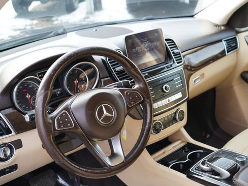 Used 2017 Mercedes-Benz GLE 350 4MATIC image 19