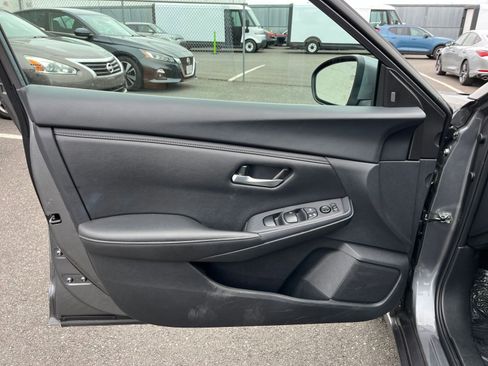 Used 2023 Nissan Sentra SV image 20