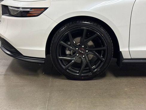 Used 2023 Honda Accord LX image 10