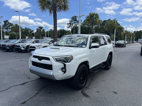 Used 2024 Toyota 4Runner TRD Off-Road Premium w/ Off Road Premium Plus Package AWD/4WD image 5
