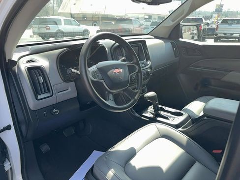 Used 2021 Chevrolet Colorado W/T w/ WT Convenience Package image 12