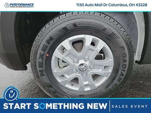 New 2025 RAM ProMaster 2500 w/ Quick Order Package 22G SLT image 8