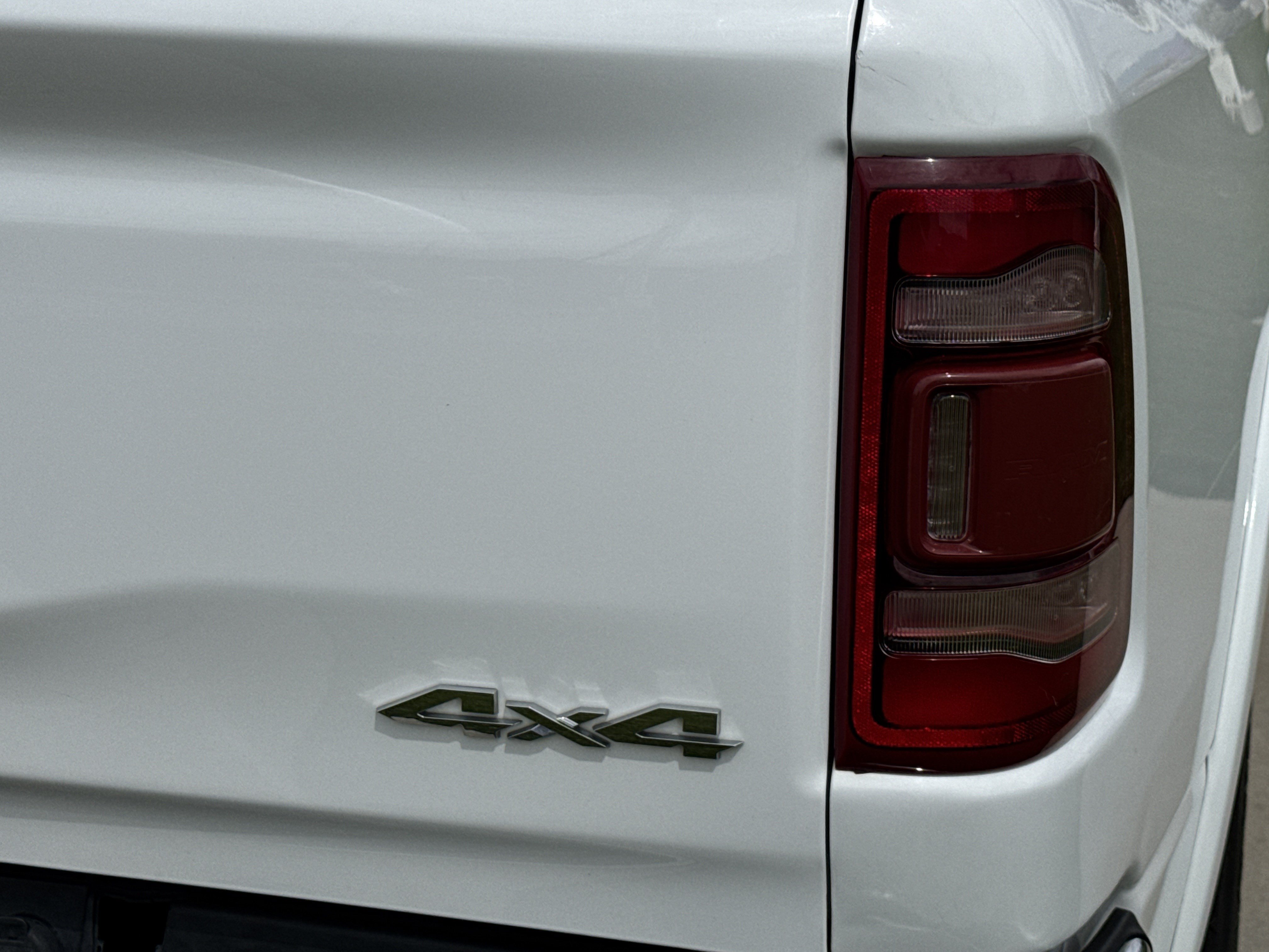 Used 2022 RAM 1500 Laramie AWD/4WD image 11