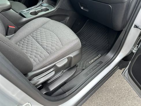 Used 2019 Chevrolet Equinox LT FWD image 36