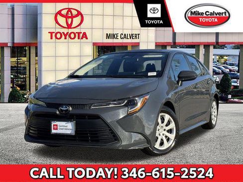 Certified 2024 Toyota Corolla LE image 1