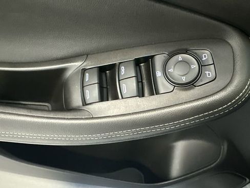 Used 2023 Buick Encore GX Select w/ Safety Package II FWD image 29