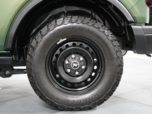 Certified 2022 Ford Bronco Black Diamond AWD/4WD image 31